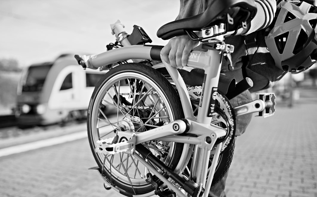 header_fahrrad_zusammengeklappt.jpg header_fahrrad_zusammengeklappt.jpg