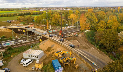 header_baustelle_bruecke.jpg header_baustelle_bruecke.jpg