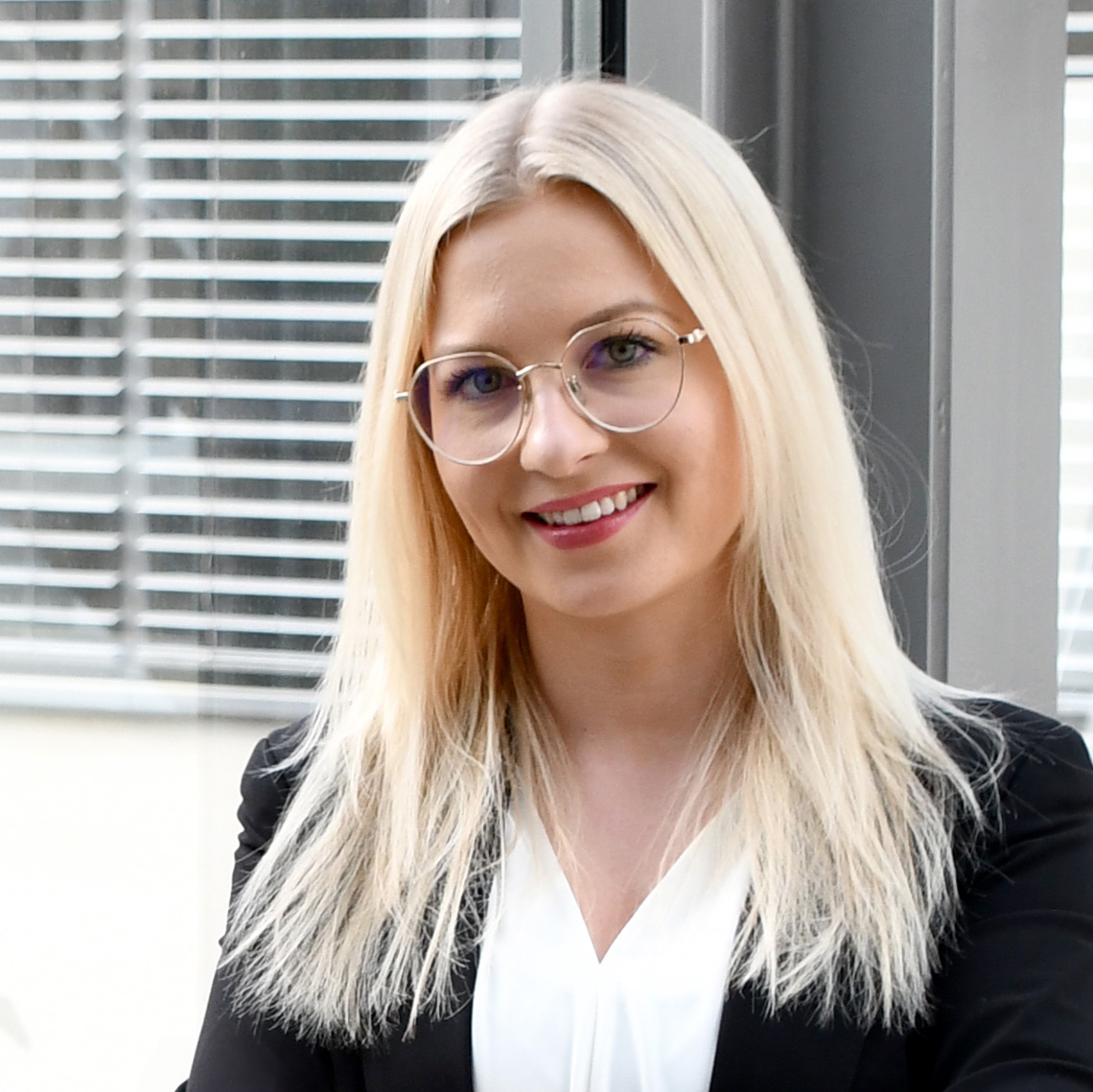 sarah_mueller.jpg